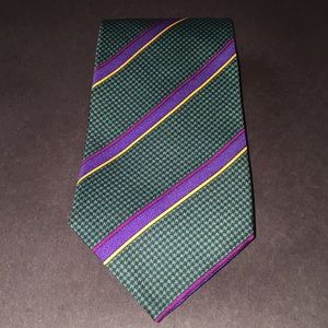 NWOT Pattinni 100% silk Tie made in USA